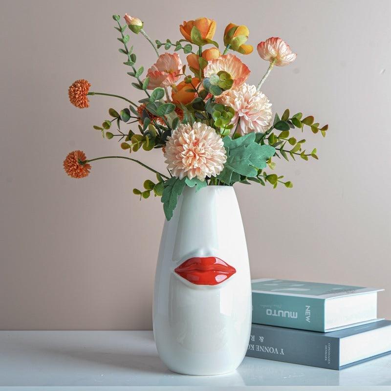 Body Ceramic Decorative Vase Characteristic Lips Valentine's Day Ornaments - Pacisia