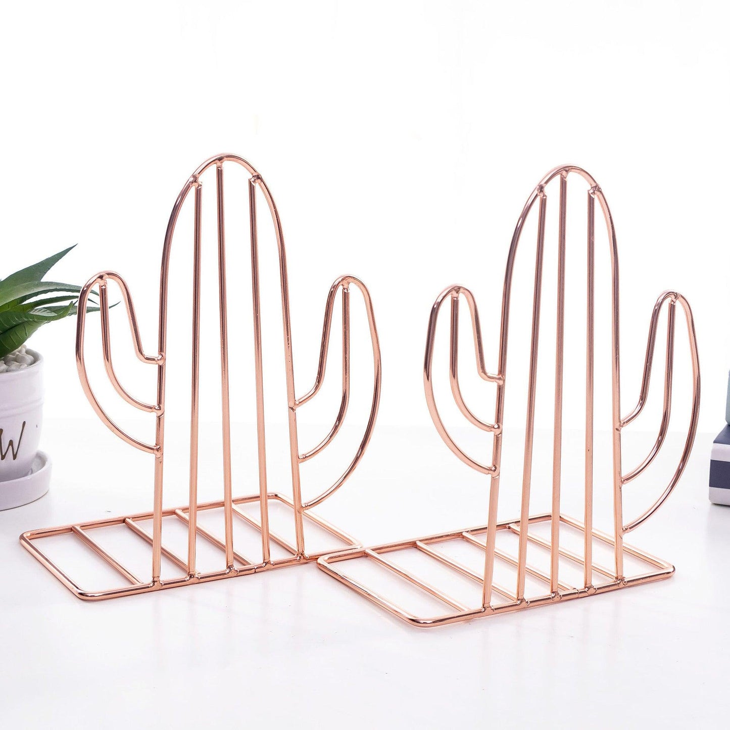 Cactus Iron Plated Metal Bookend - Pacisia