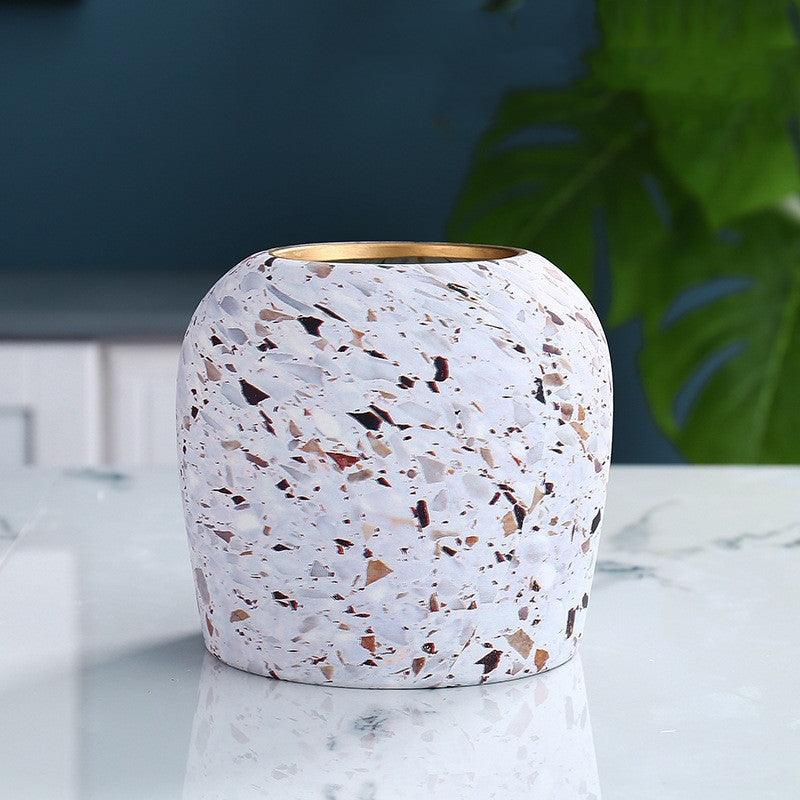 Ceramic Vase Dry Flower Arrangement In Living Room - Pacisia