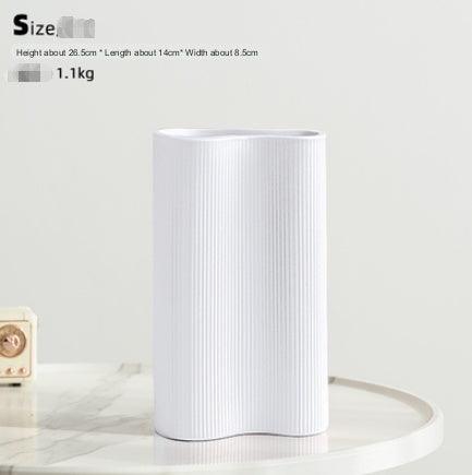 Ceramic Vertical Striped Vase With Flower Arrangement Decoration - Pacisia