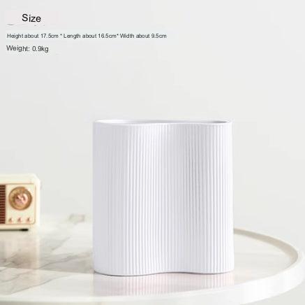 Ceramic Vertical Striped Vase With Flower Arrangement Decoration - Pacisia
