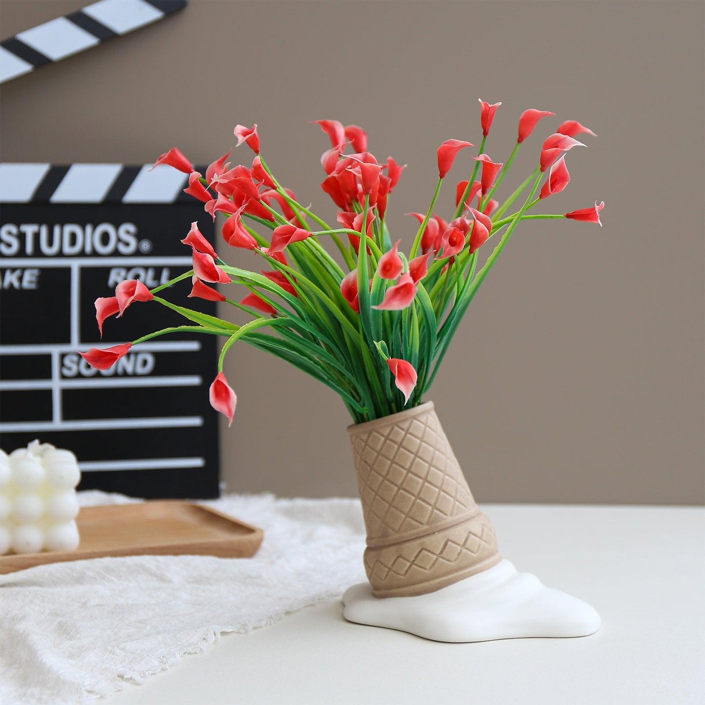 Creative Ice Cream Shaped Ceramic Vase - Pacisia