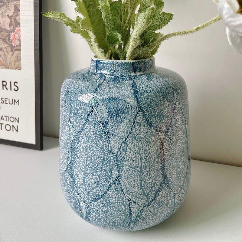 Decorative Ceramic Vase With Flower Arrangement For Living Room And Dining Table - Pacisia