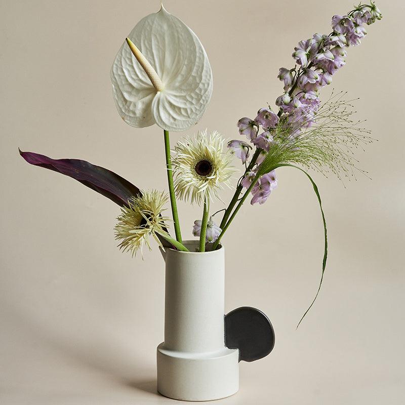 Fashion Simple Home Medium Ceramic Vase - Pacisia
