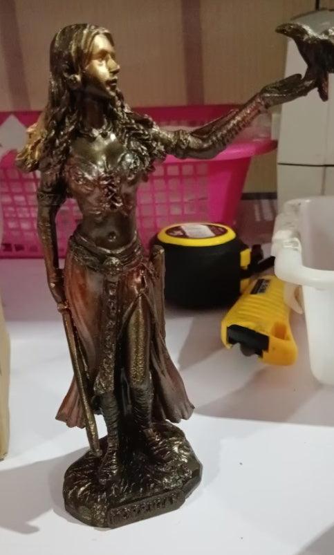 Morrigan Statue Resin Figurine Home Art Decoration Ornament Sculpture Large Size - Pacisia
