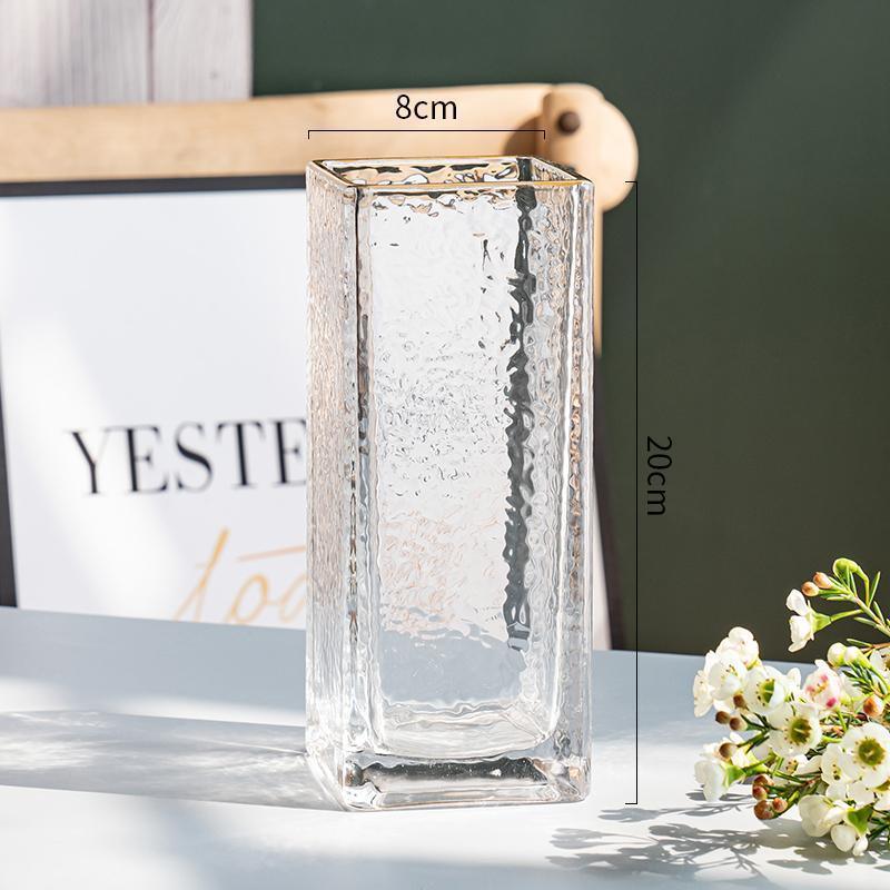 Phnom Penh Corrugated Transparent Glass Vase - Pacisia