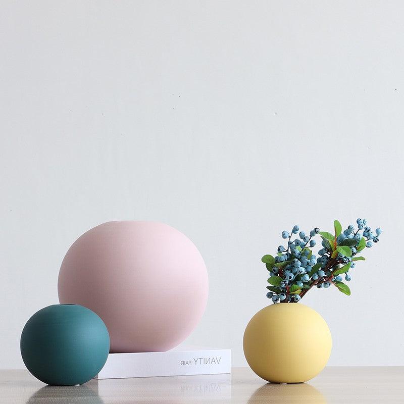 Spherical colored clay ceramic vase - Pacisia
