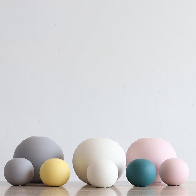 Spherical colored clay ceramic vase - Pacisia