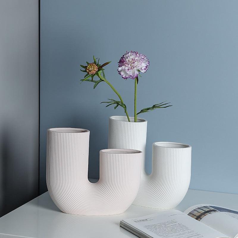 Bossi Home Furnishing Creative U-shaped Ceramic Vase Handicraft Decoration Soft Decoration Model Room Decoration Dry Flower Arrangement - Pacisia