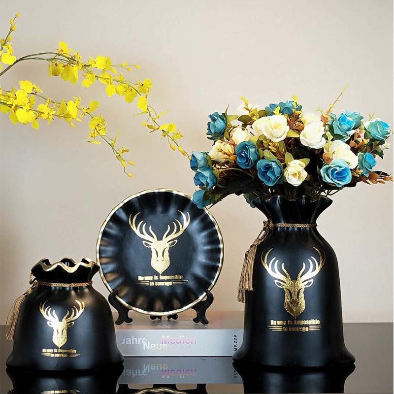 Creative Wedding Gift Home Furnishings Retro Ceramic Vase Living Room Three-Piece Wine Cabinet Decoration Ornaments - Pacisia