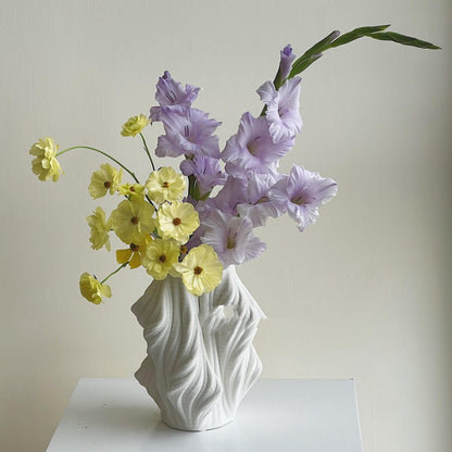 3D Printed White Ceramic Vase Premium Floral Ornament - Pacisia