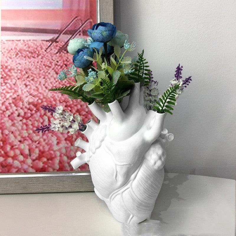 Heart-shaped Dry Vase, Nordic Style, Sculpture, Desktop Home Decoration Flower Pot, Ornament - Pacisia