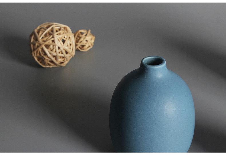 Modern And Simple Ceramic Small Vase With Dried Flowers And Creative Soft Decoration - Pacisia