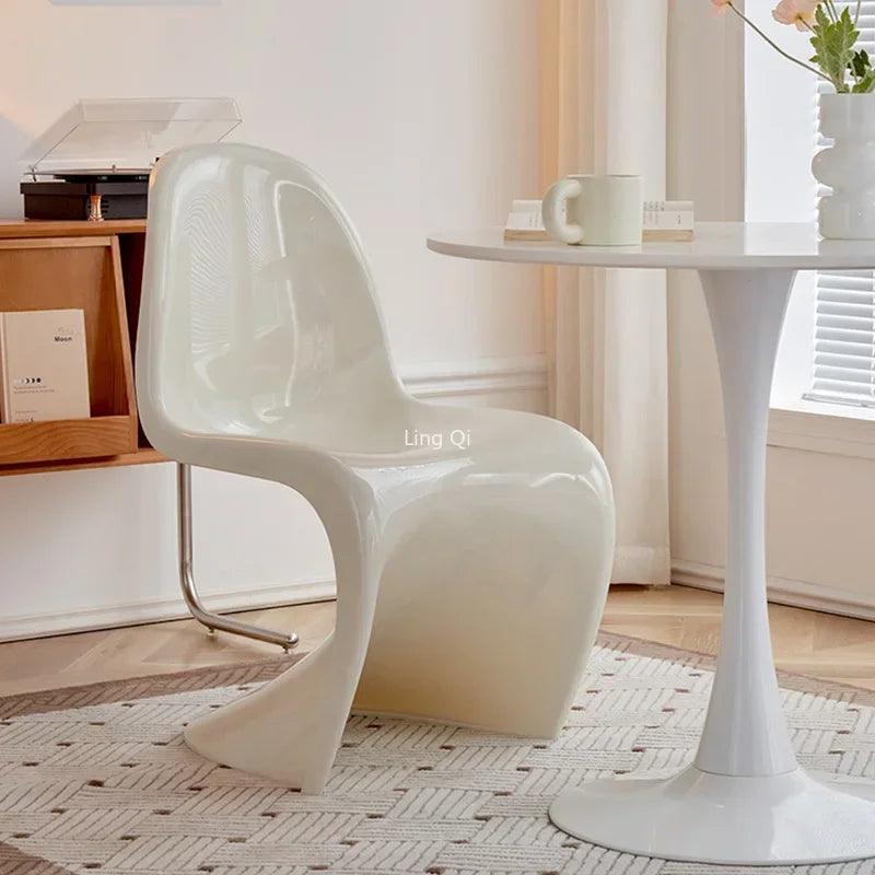 Designer Plastic Dining Chairs Space Saving Ergonomic Apartment Makeup Chair White Fashion Meubles De Salon Interior Furniture - Pacisia