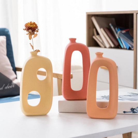 Abstract Ceramic Vase Simple Modern Ornament - Pacisia