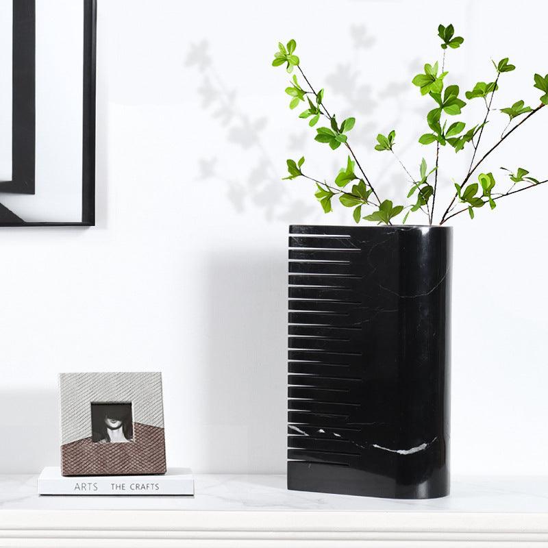 Black And White Marble Flat Vase - Pacisia