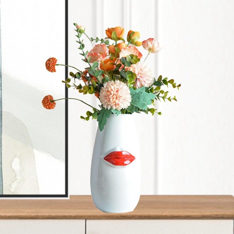 Body Ceramic Decorative Vase Characteristic Lips Valentine's Day Ornaments - Pacisia