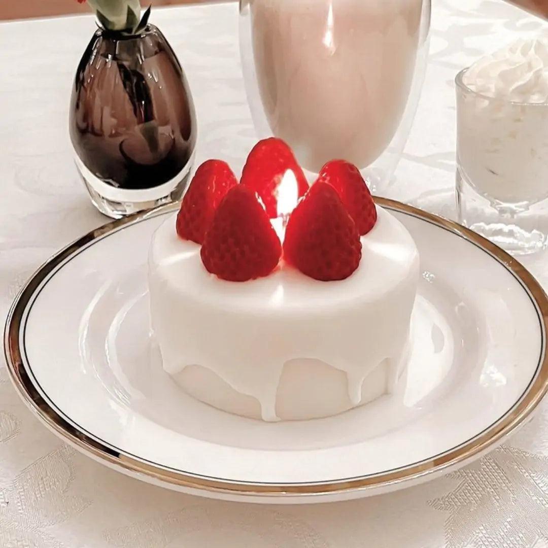 Cake-Shaped Scented Candle - Strawberry Milk Aroma Birthday Decoration - Pacisia