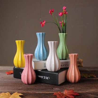 Ceramic vase flower arrangement - Pacisia