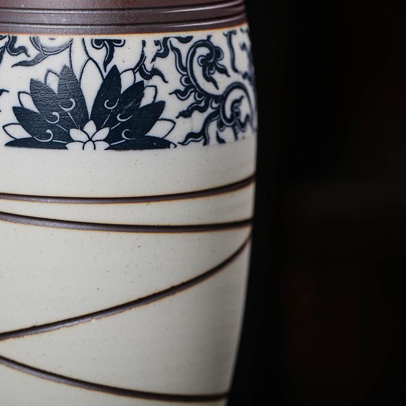 Classical Ceramic Vase Handicraft Furnishings In The Living Room - Pacisia