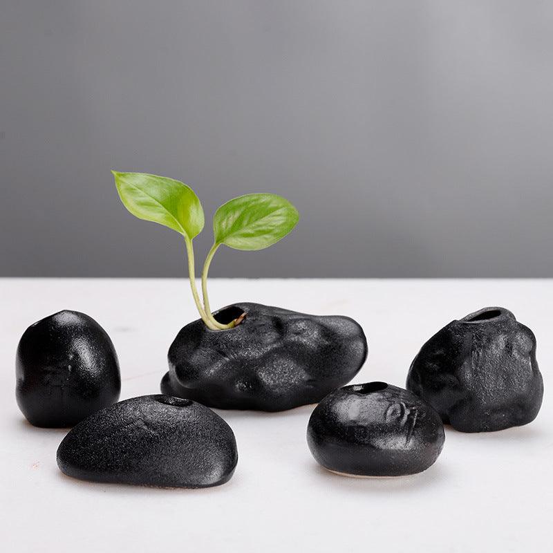 Creative Black Small Stone Simple Stoneware Vase - Pacisia