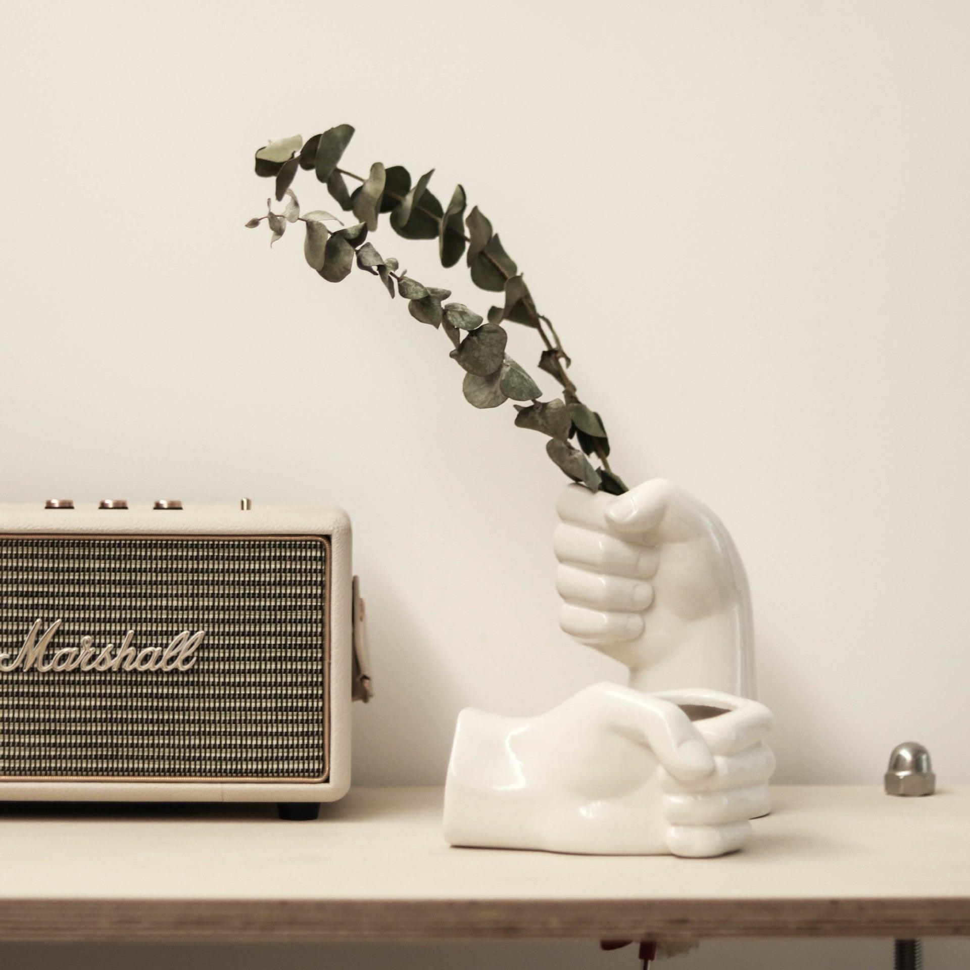 Creative hand shape of ceramic vase - Pacisia