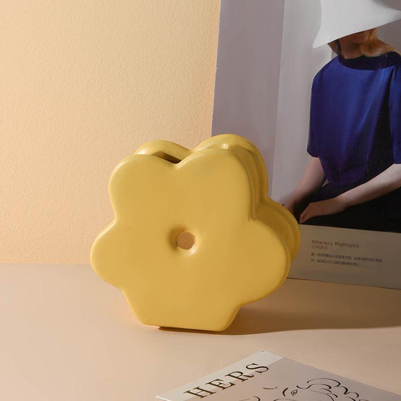 Cute Tabletop Ceramic Flower Vase - Pacisia