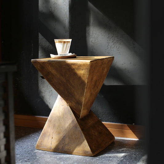 Edge Table, Minimalist Geometric Coffee Table - Pacisia