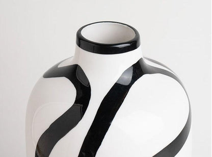 Fashion Abstract Line Floor Vase - Pacisia