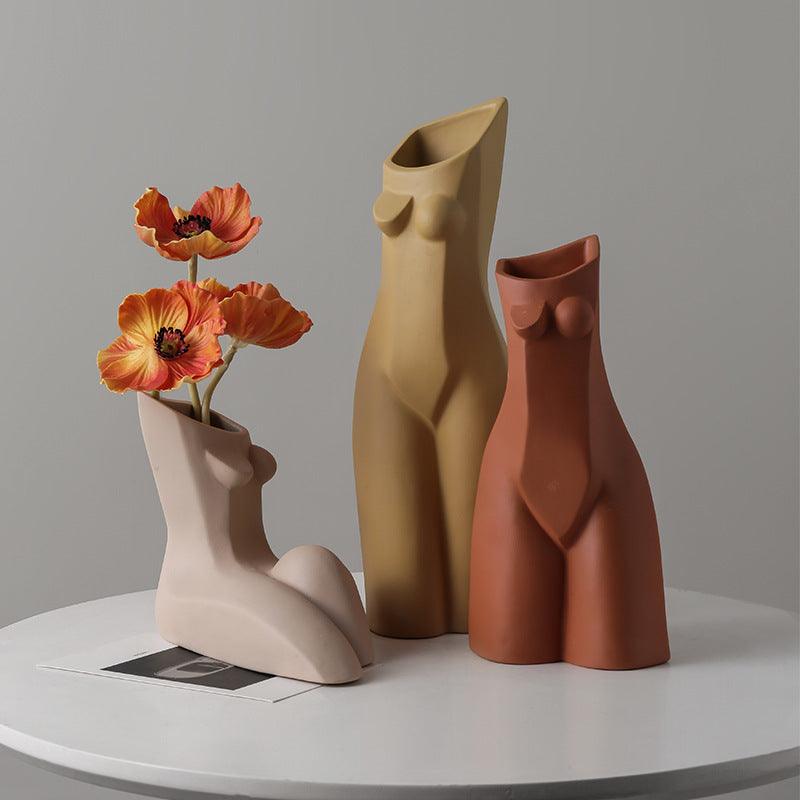 Female Body Geometry Vase Decoration - Pacisia