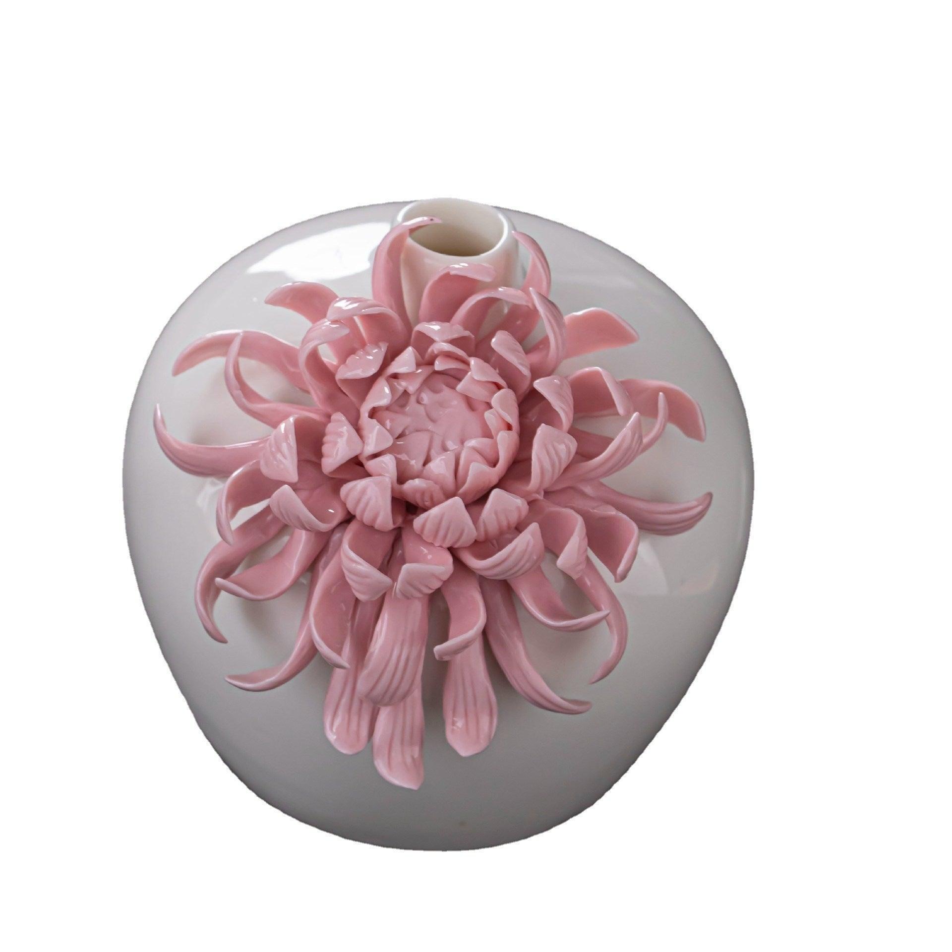 Hand Held Ceramic Flower Vase Pink - Pacisia