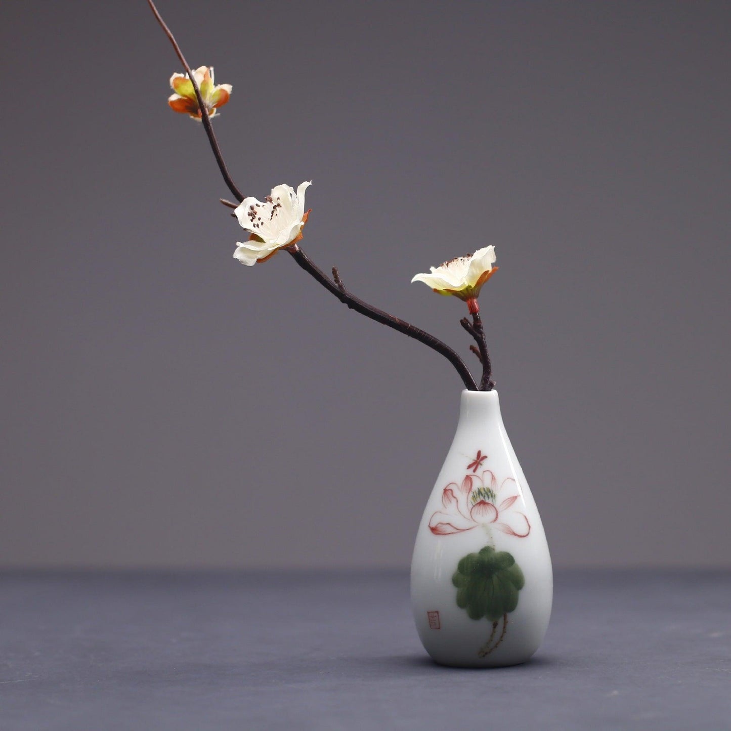 Hand painted ceramic vase - Pacisia