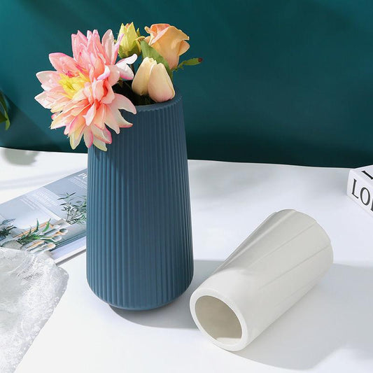 Home Simple European Style Plastic Small Vase - Pacisia