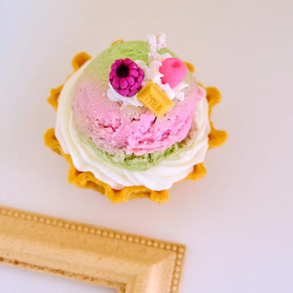 Ice Cream Cupcake Scented Candle - Handmade Dessert Candle - Pacisia