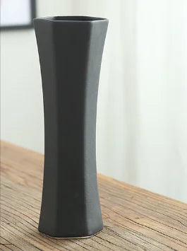 Black Glaze Vase - Pacisia