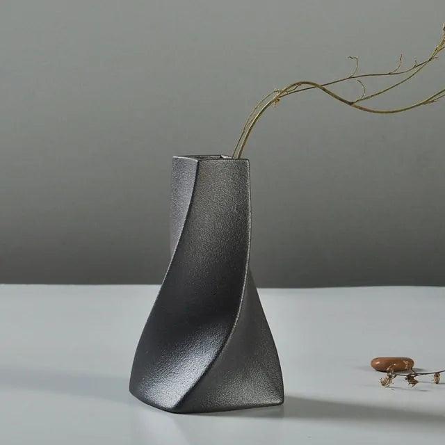 Black Glaze Vase - Pacisia