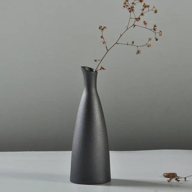 Black Glaze Vase - Pacisia