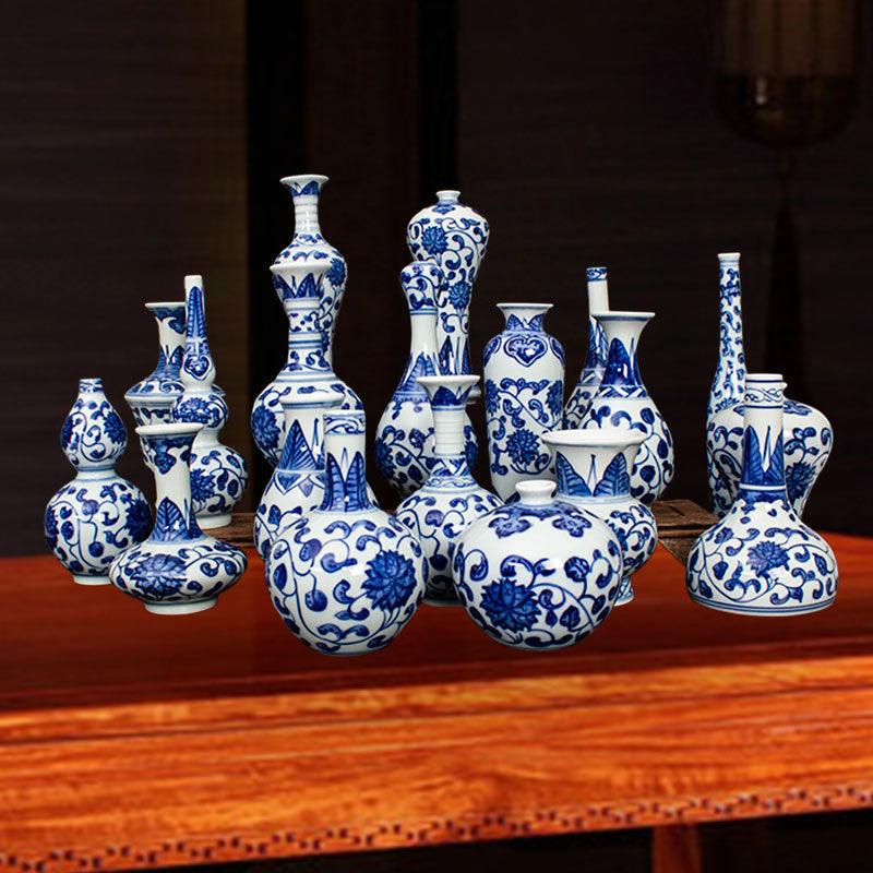 Jingdezhen Ceramic Small Vase Hydroponic Antique Shelf Ornament Hand-painted Blue And White Porcelain Bottle Souvenirs - Pacisia