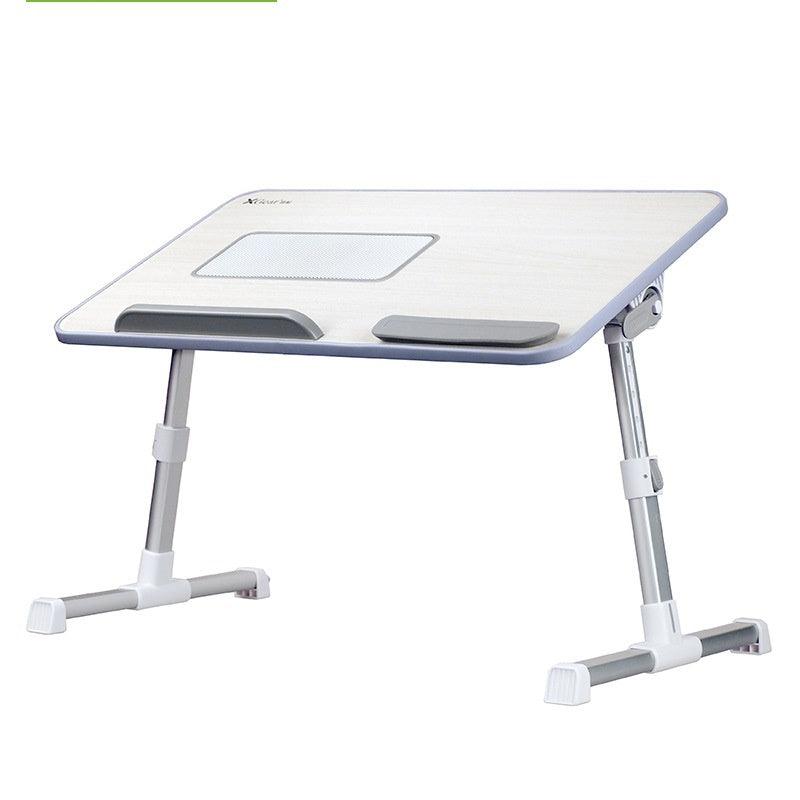 Laptop computer desk on the bed - Pacisia