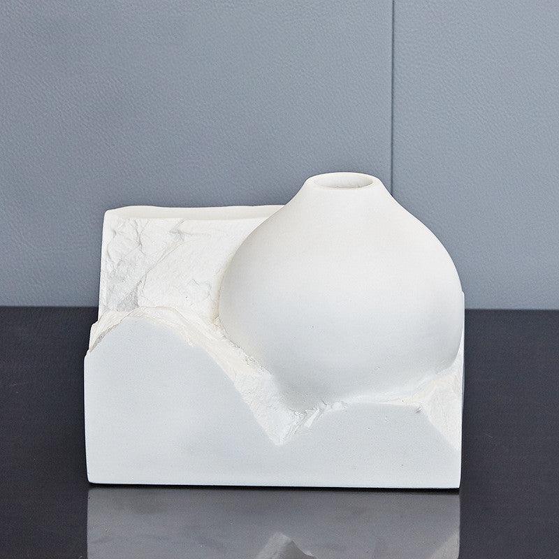 Light and luxurious white vase ornaments - Pacisia