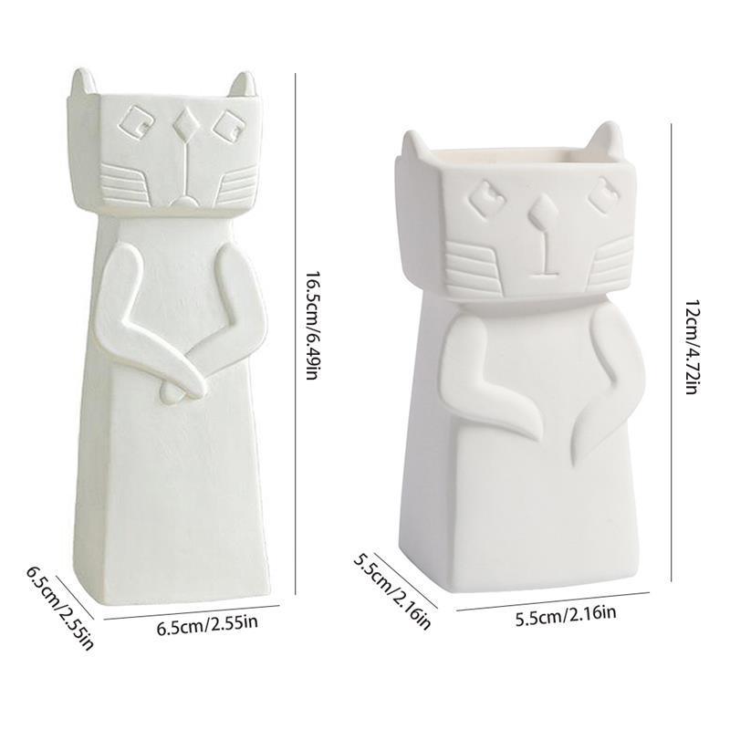 Literary And Modern White Ceramic Small Vase - Pacisia