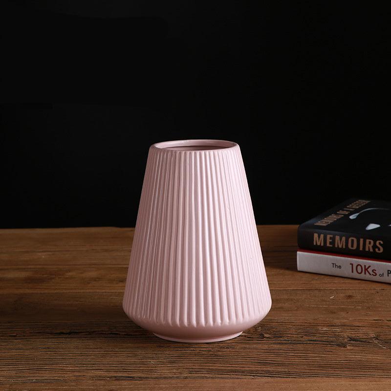 Mediterranean Ceramic Vase With Vertical Pattern - Pacisia