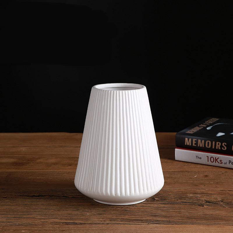 Mediterranean Ceramic Vase With Vertical Pattern - Pacisia