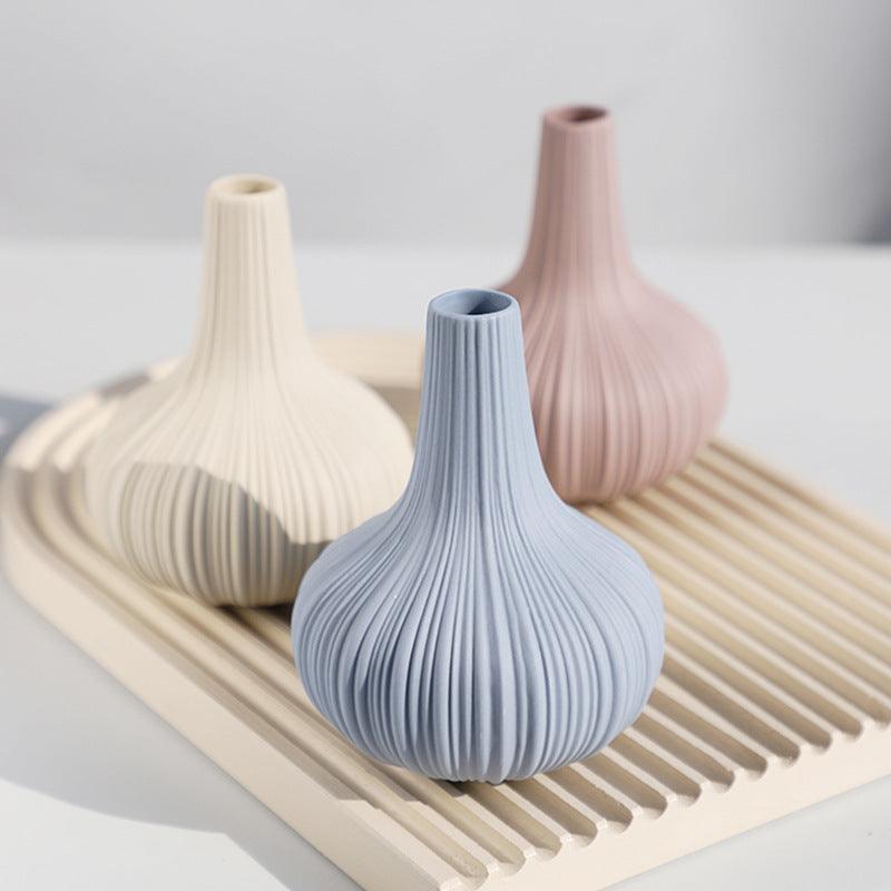 Mini Ceramic Vase Modern Minimalist Dining Table - Pacisia