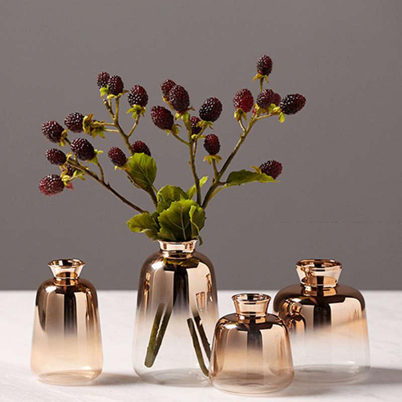 Nordic modern minimalist decoration in glass vase - Pacisia