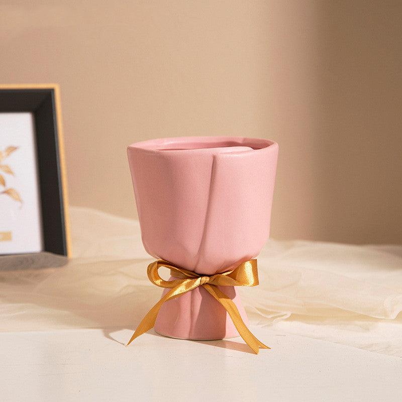Nordic Style Ceramic Vase With Bouquet Shape - Pacisia