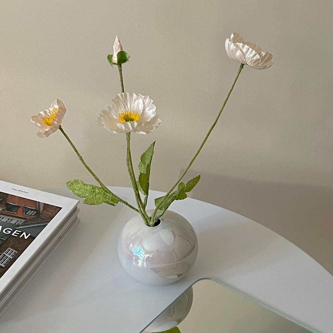 Pearl Like Ceramic Vase With Round Tabletop Texture - Pacisia