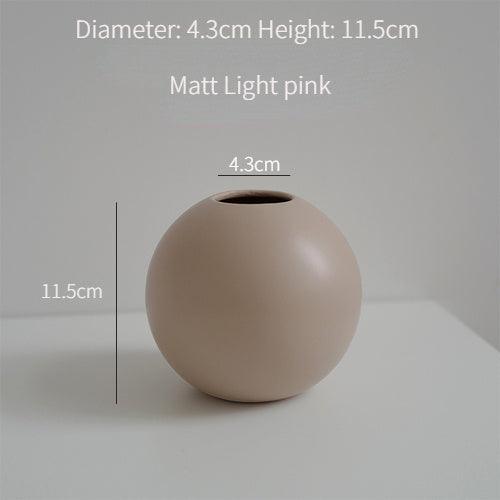 Pearl Like Ceramic Vase With Round Tabletop Texture - Pacisia