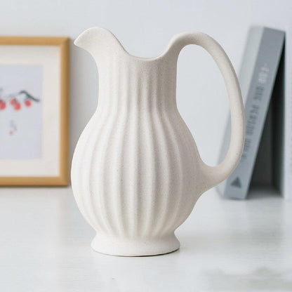 Plain Embryonic Ceramic Vase Decoration - Pacisia