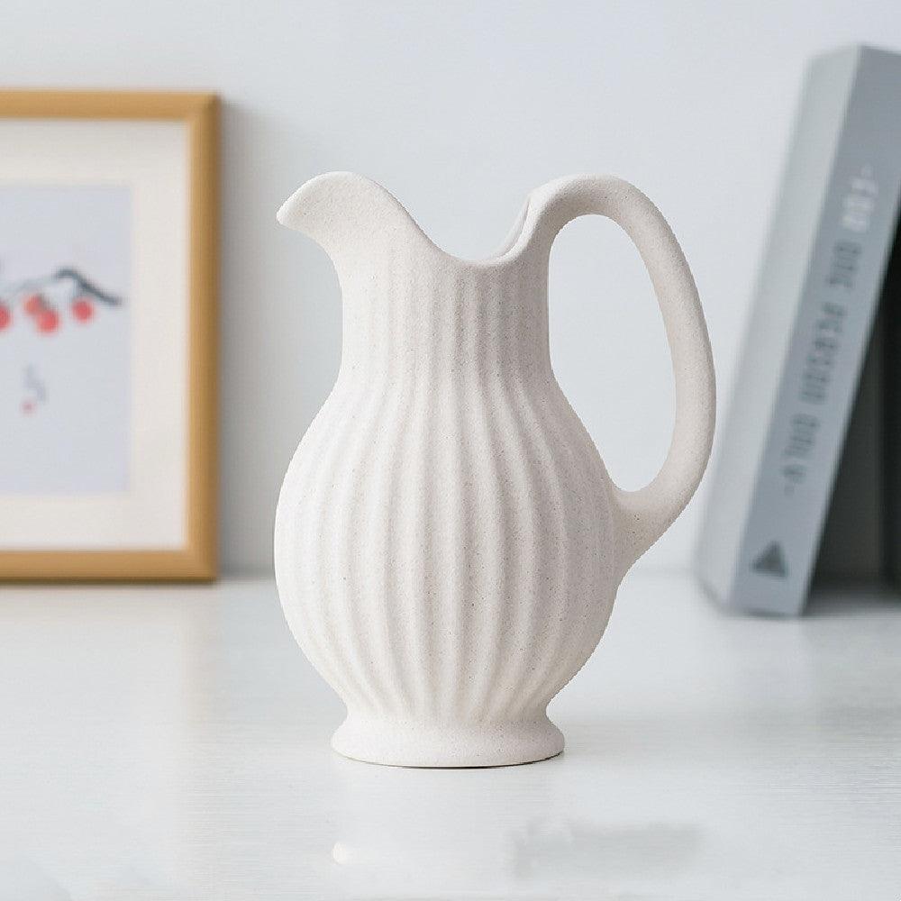 Plain Embryonic Ceramic Vase Decoration - Pacisia